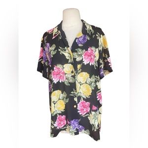 Vintage Chaus Floral, Semi-Sheer Button‎ Down Blouse